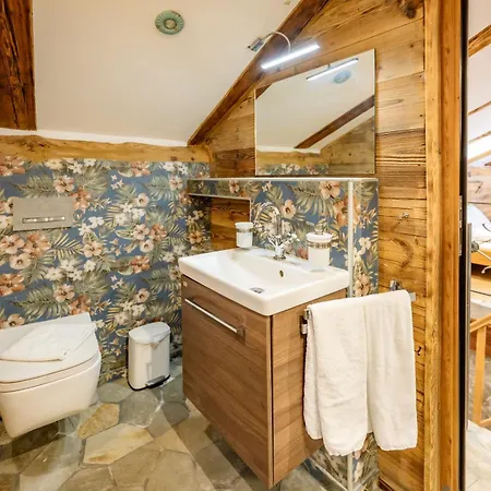 Hotel De La Croix-federale 3*